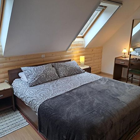 Apartment Erika Fuzine Ngoại thất bức ảnh