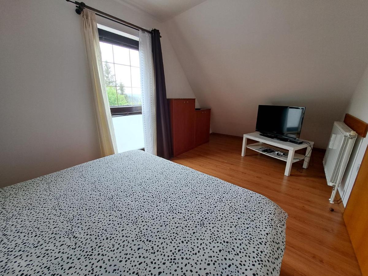 Apartment Erika Fuzine Ngoại thất bức ảnh