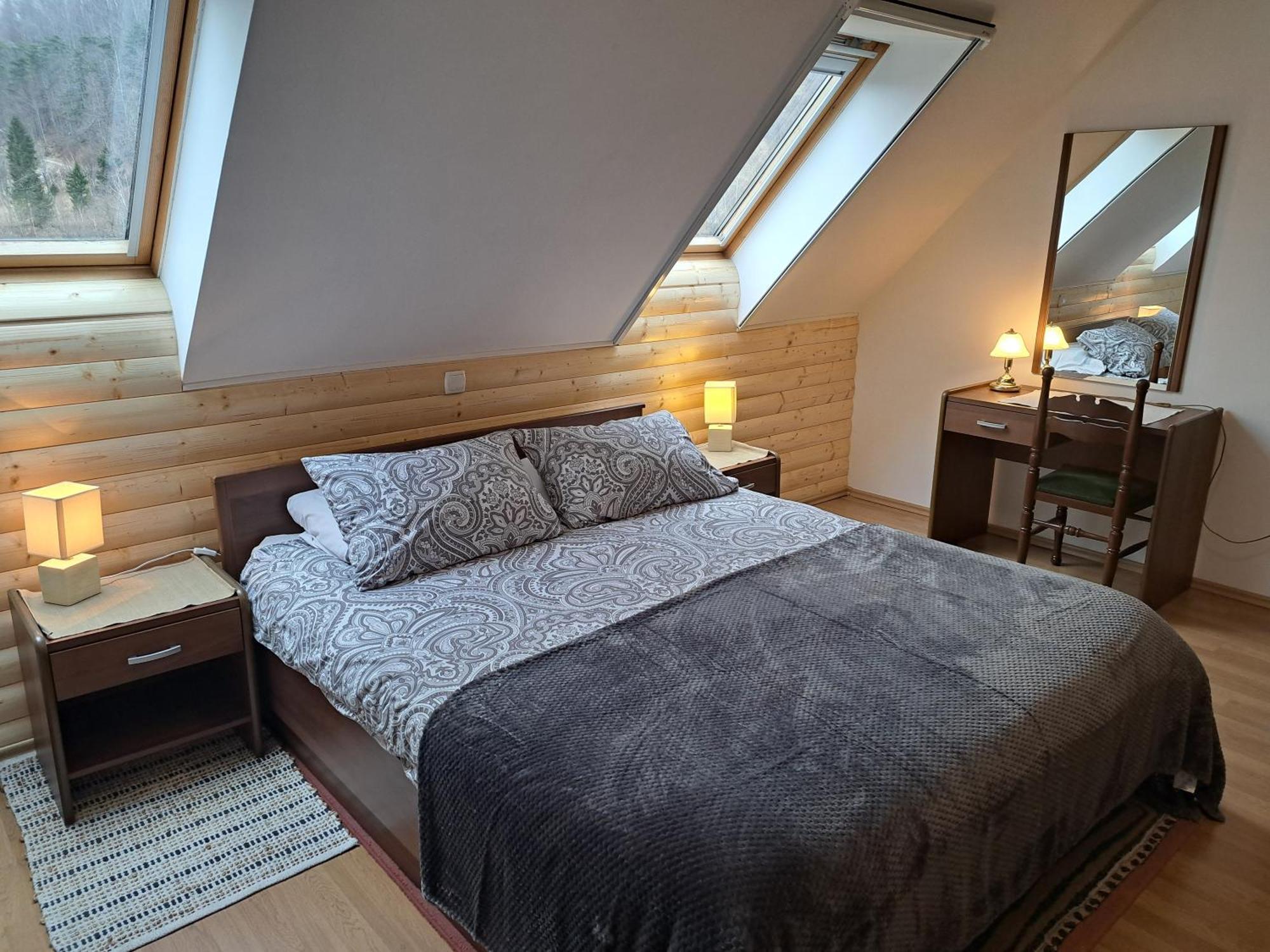 Apartment Erika Fuzine Ngoại thất bức ảnh