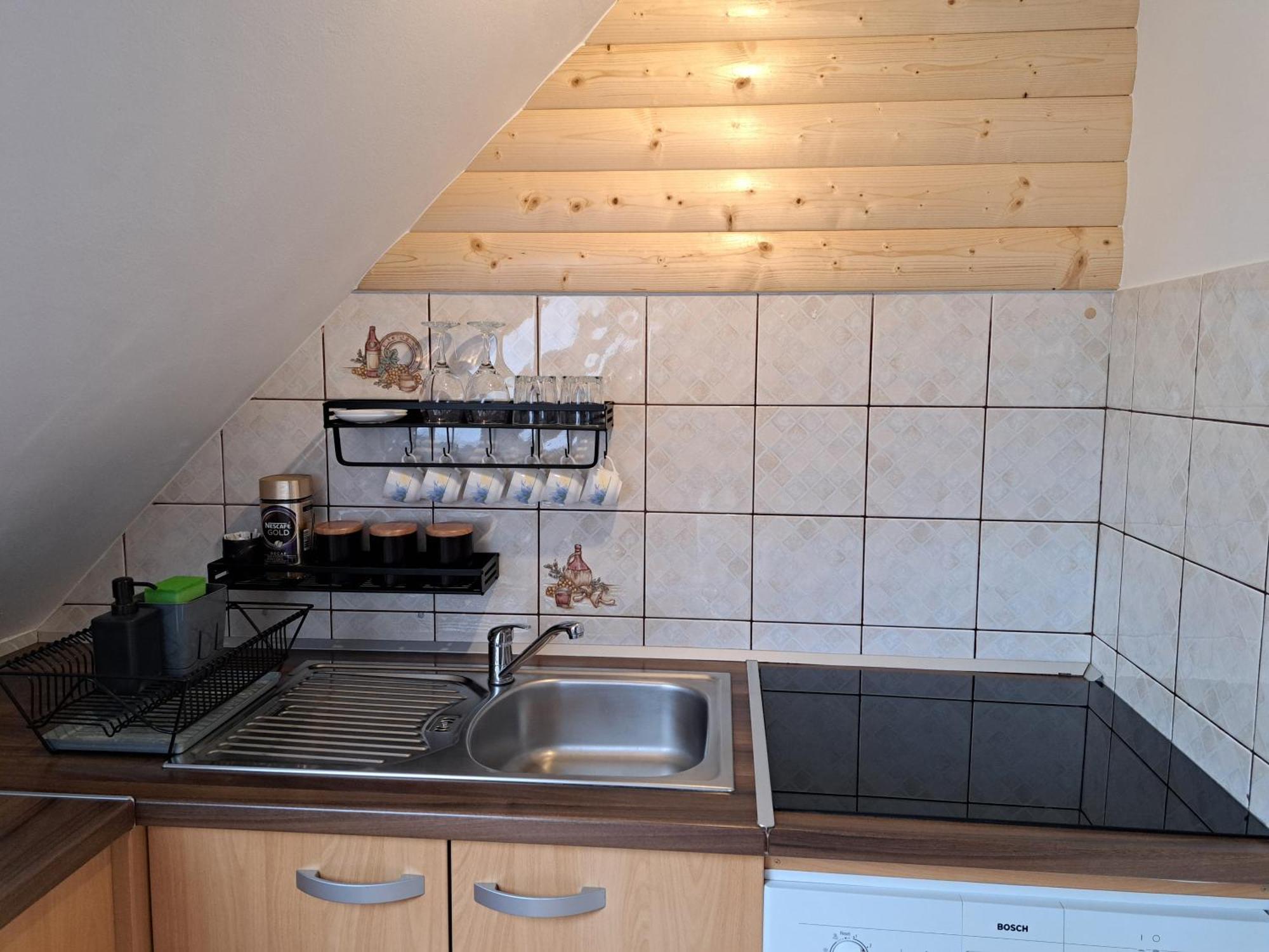 Apartment Erika Fuzine Ngoại thất bức ảnh